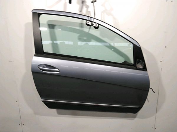 Porte Arrière Gauche Pour Mercedes Classe A 168 Phase 2 (190 1.9i) - Occasion état Correct, Réf 168730190528