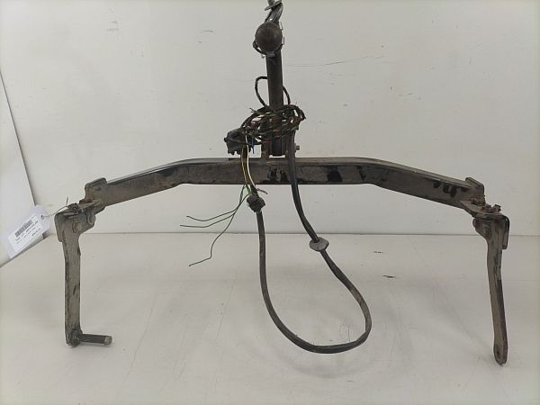 Towing hook eye