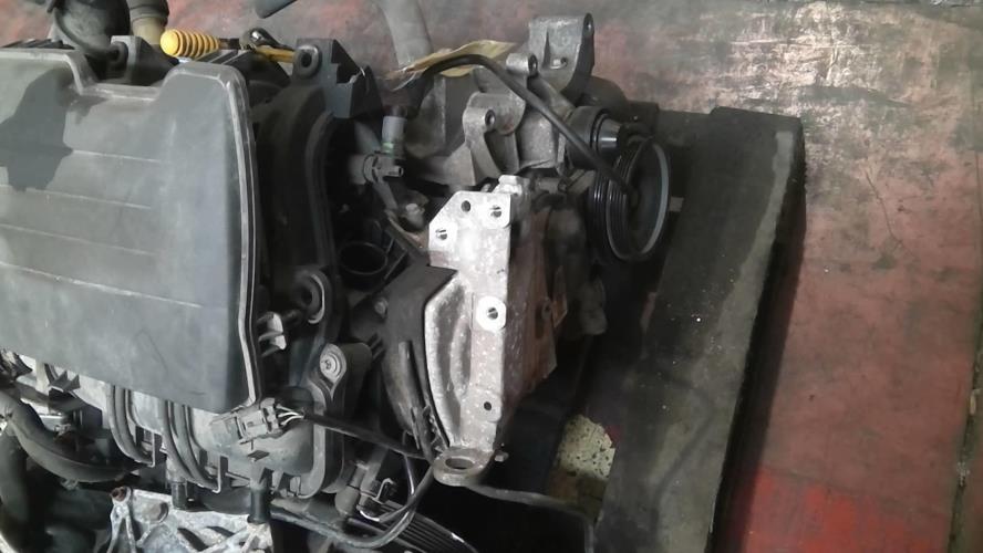Motor DACIA SANDERO (BS_)