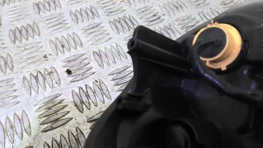 Scheinwerferglas SUZUKI SWIFT III (MZ, EZ)