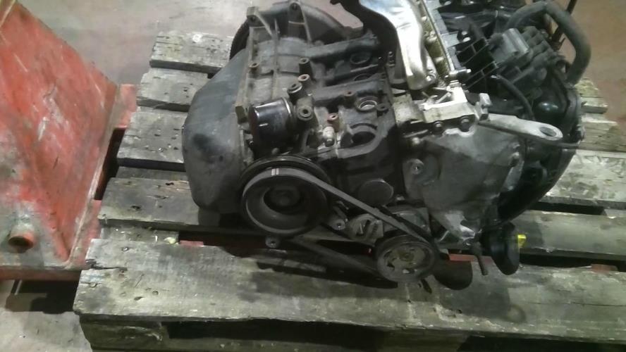 Motor DACIA SANDERO (BS_)