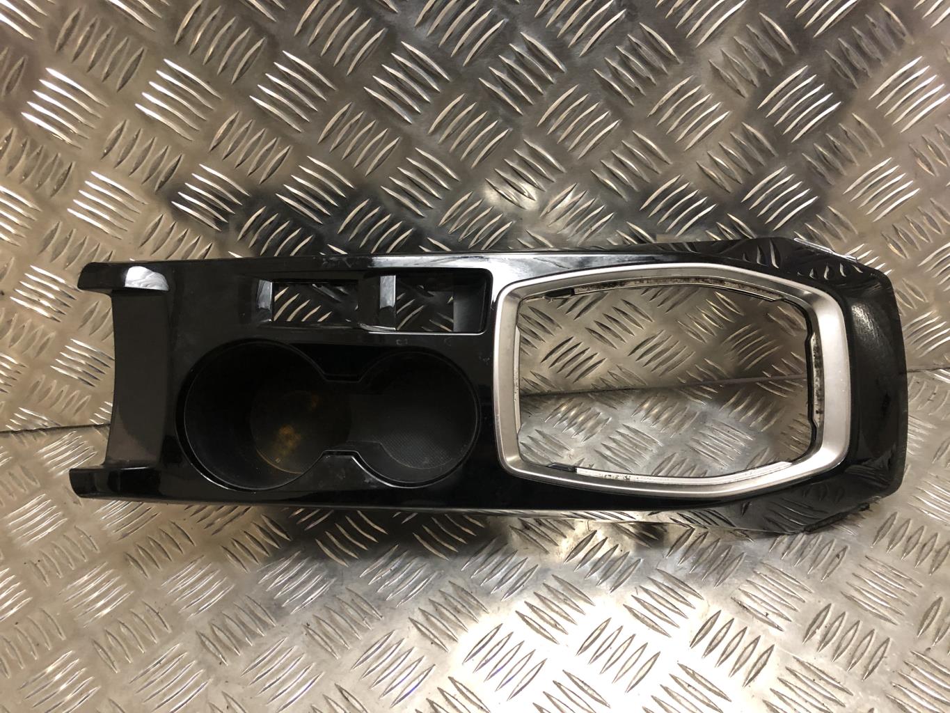 Bekerhouder voor de auto,voor Peugeot 208 e-208/2008 2014-2019 universele bekerhouder verstelbare ventilatiehouder koffiebekers drankblikjes asbak,C Bekerhouder voor de auto,voor Peugeot 208 e-208/2008 2014-2019 universele bekerhouder verstelbare ventilatiehouder koffiebekers drankblikjes asbak,C