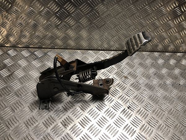 Transmisión Manual LFOTPP Compatible Con Nissa-n Qashqai J11 / / X-Trail T32 [] Cubierta De Pedales, Aleación De Aluminio Antideslizante Pedal De Freno Pedal De Freno Accesorios Qashqai J12