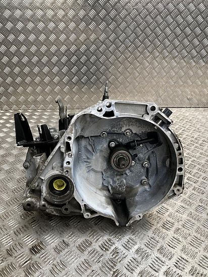 Schaltgetriebe NISSAN NOTE (E11, NE11)