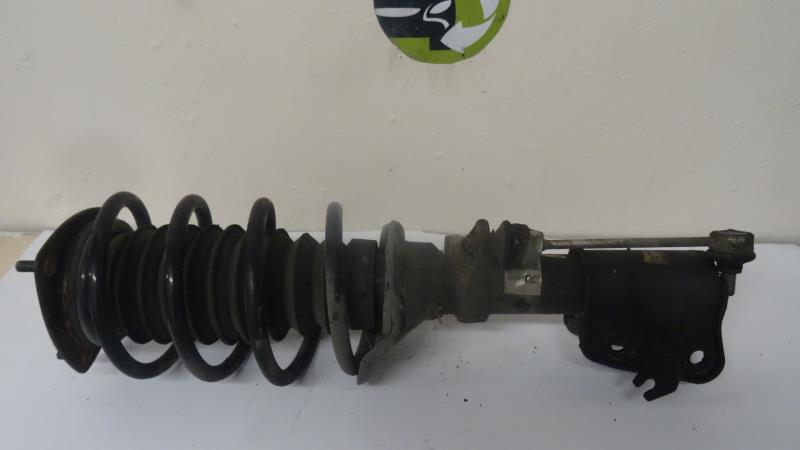 Federbein vorn LAND ROVER FREELANDER (L314)