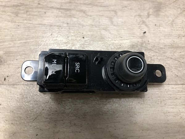 Navigation/Teile PEUGEOT 208 I (CA_, CC_)