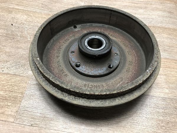 Bremstrommel PEUGEOT BIPPER (AA_)