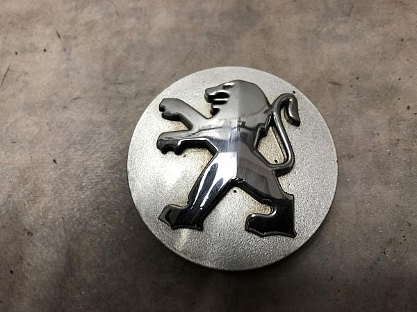 Wheel caps