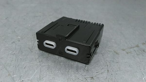AUX-/USB-Anschluss VW ID.4 (E21)