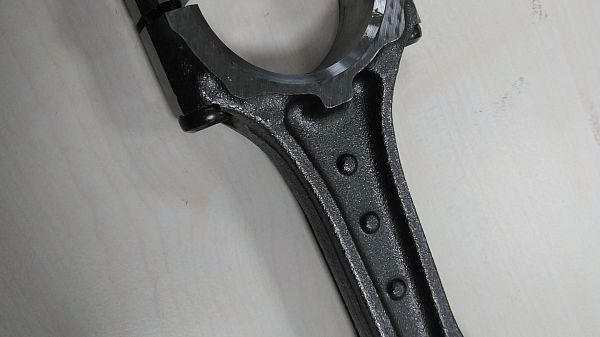 Connecting rod