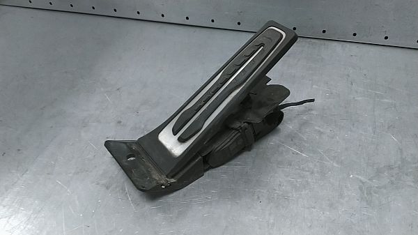 Accelerator pedal position sensor BMW 5 Touring (G31)