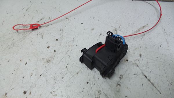 Zentralverriegelung Pumpe AUDI Q5 (8RB)