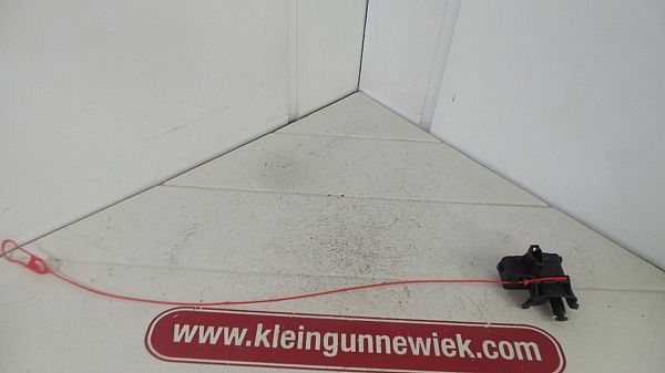 Zentralverriegelung Pumpe AUDI Q5 (8RB)