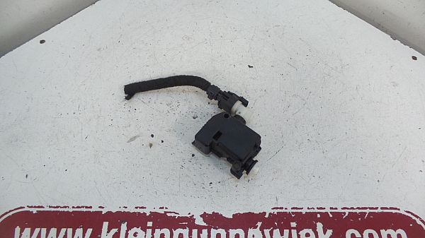 Zentralverriegelung Pumpe OPEL CASCADA (W13)