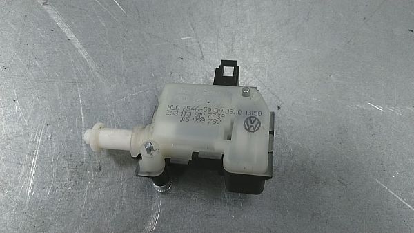 Zentralverriegelung Pumpe VW TOURAN (1T3)