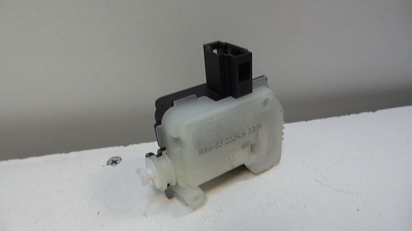 Fuel tank cap lock motor