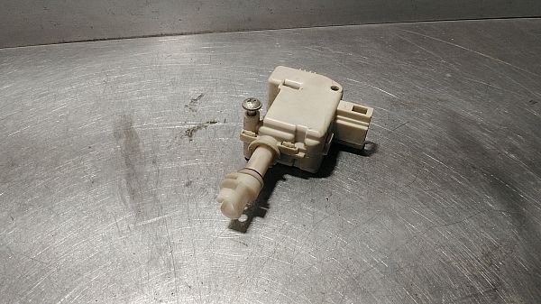Zentralverriegelung Pumpe SEAT TOLEDO Mk II (1M2)