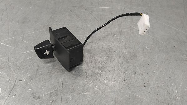 Steering wheel adjustment switch