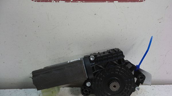 Sunroof motor