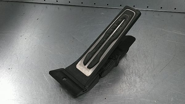 Accelerator pedal position sensor BMW 5 (G30, F90)