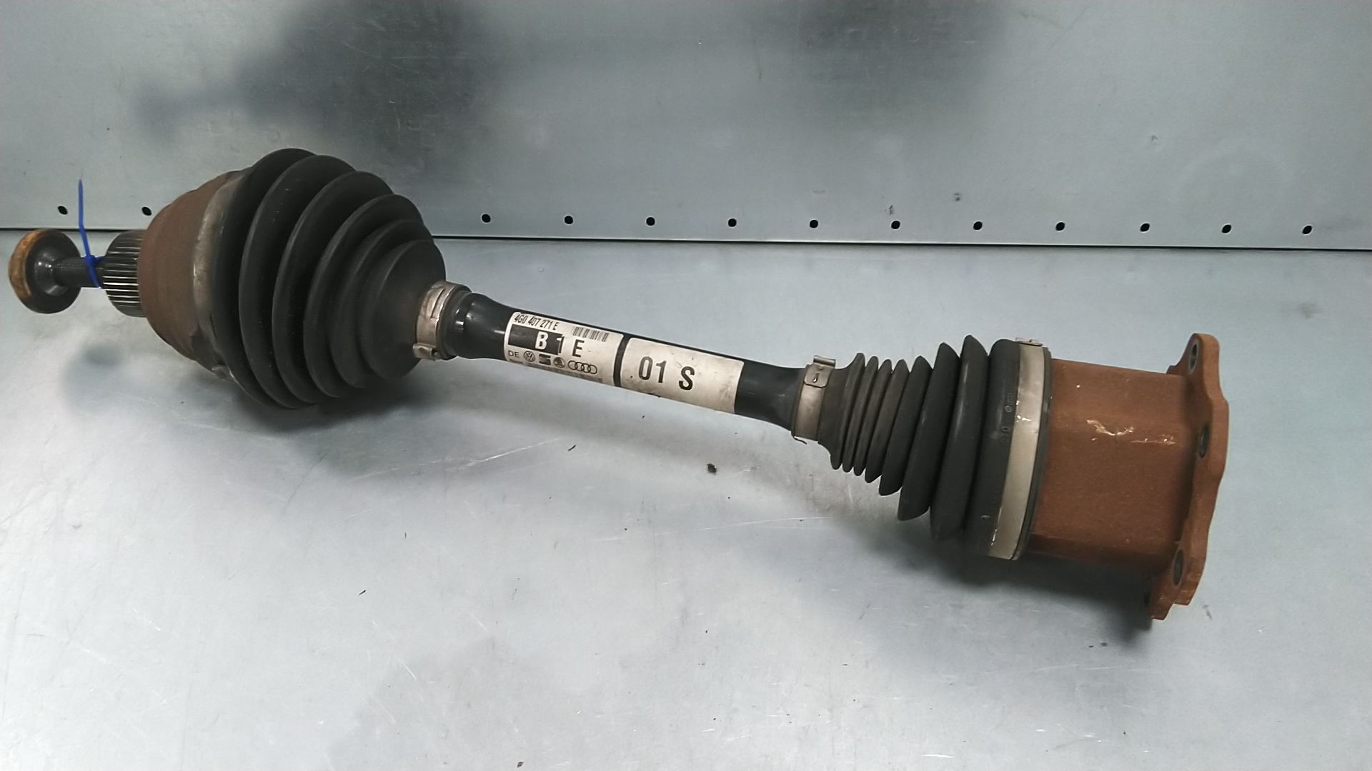 4G0-407-271-E : Drive shaft - front - Autoparts24