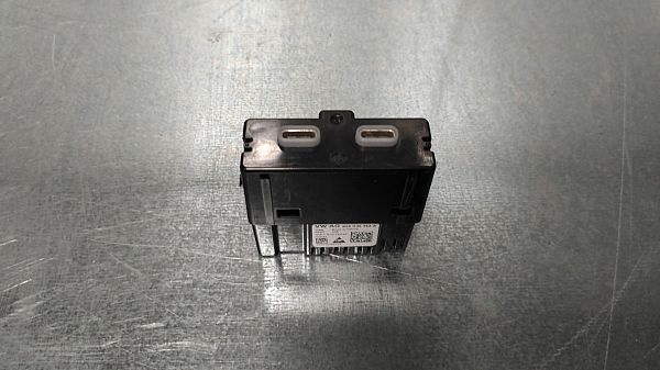 AUX-/USB-Anschluss SEAT LEON Sportstourer (KL8, KLD)