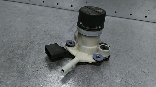 AdBlue Pumpe / Harnstoffpumpe VW TRANSPORTER Mk VI Van (SGA, SGH, SHA, SHH)