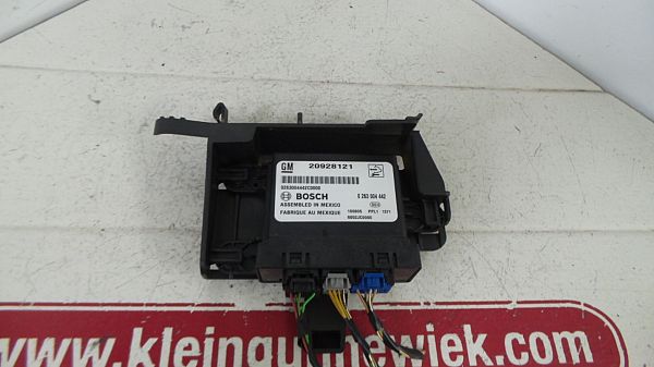 Feststellbremsmodul (EPB) OPEL MERIVA B MPV (S10)