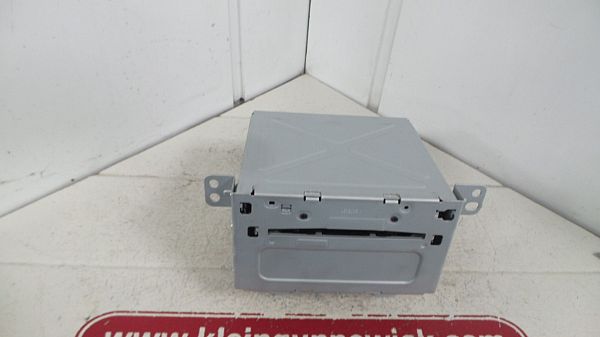 Radio/CD/DVD/GPS head unit