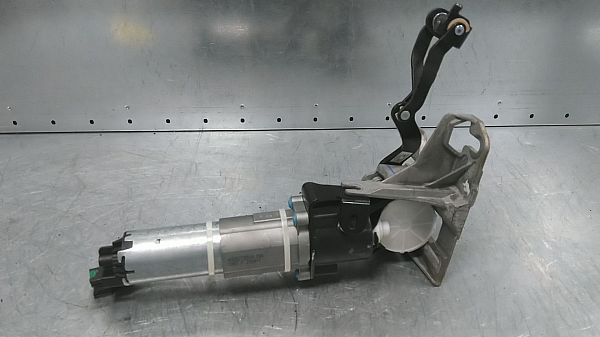 Tailgate lift motor