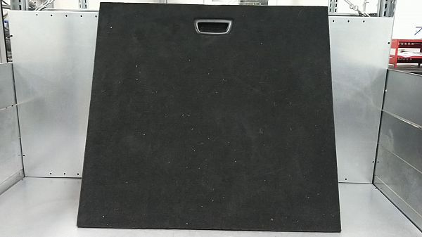 Trunk floor trim