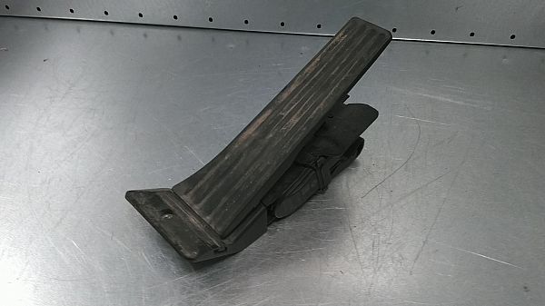 Accelerator pedal