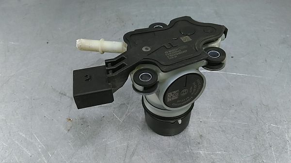 AdBlue Pumpe / Harnstoffpumpe MERCEDES-BENZ C-CLASS (W205)