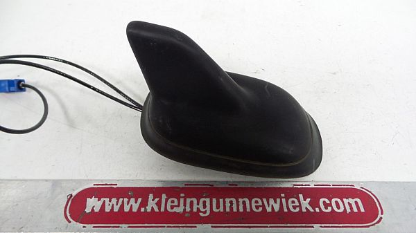 Radio antenna