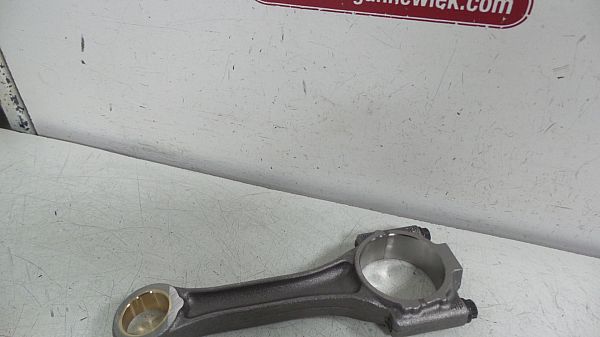 Connecting rod