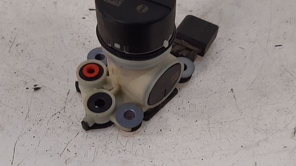 AdBlue Pumpe / Harnstoffpumpe VW TOURAN (5T1)