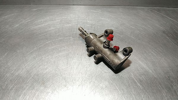 Regulator paliwa/czujnik ciśnienia turbiny OPEL VECTRA C GTS (Z02)