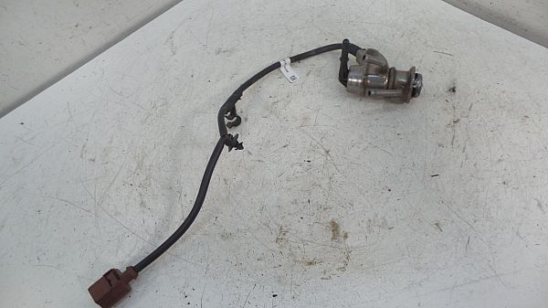 AdBlue Einspritzdüse / SCR Düse AUDI Q2 (GAB, GAG)