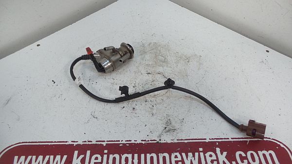 AdBlue Einspritzdüse / SCR Düse SEAT LEON ST (5F8)