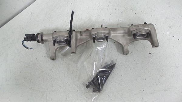 Fuel pressure sensor